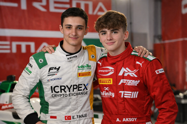F1'e En Yakın Türk Pilotlar: Emir Tanju ve Alp Aksoy