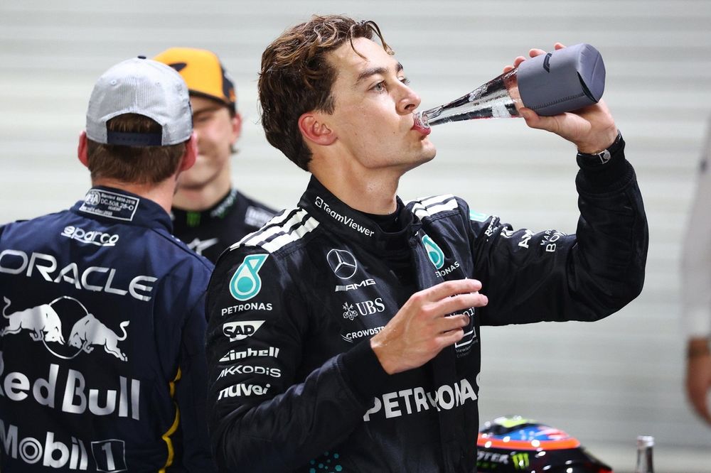 Her Yarışta 3 kg Su Kaybediyorlar! F1 Pilotları Bu Kadar Ağırlık Neden Kaybediyor?